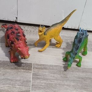 ankylosaurus,stegosaurus plastic dinasours 9" Long Figures